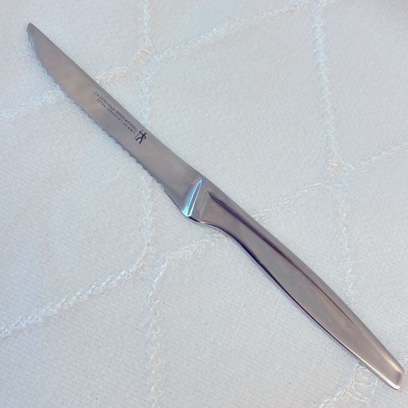 J A Henckels 8.5” Stainless Steel Steak Knife Set of 5 - Picture 2 of 4